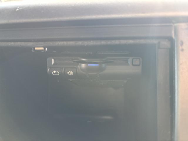 プロフィア トレーラーヘッド 第5輪荷重11.4t ハイルーフ 後輪エアサス 450馬力 リターダー付 AT(プロシフト)3ペダル 走行59.8万km アルミホイール バックモニター付(17枚目)