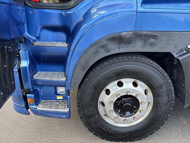 プロフィア トレーラーヘッド 第5輪荷重11.4t ハイルーフ 後輪エアサス 450馬力 リターダー付 AT(プロシフト)3ペダル 走行59.8万km アルミホイール バックモニター付(28枚目)