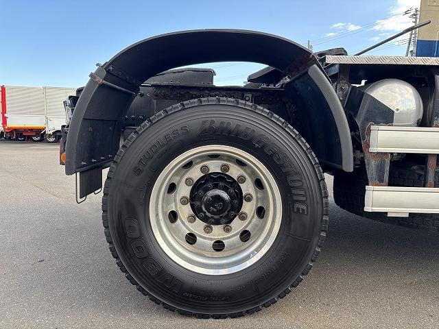 プロフィア トレーラーヘッド 第5輪荷重11.4t ハイルーフ 後輪エアサス 450馬力 リターダー付 AT(プロシフト)3ペダル 走行59.8万km アルミホイール バックモニター付(38枚目)