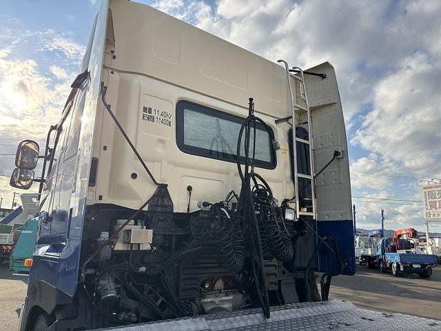 プロフィア トレーラーヘッド 第5輪荷重11.4t ハイルーフ 後輪エアサス 450馬力 リターダー付 AT(プロシフト)3ペダル 走行59.8万km アルミホイール バックモニター付(41枚目)