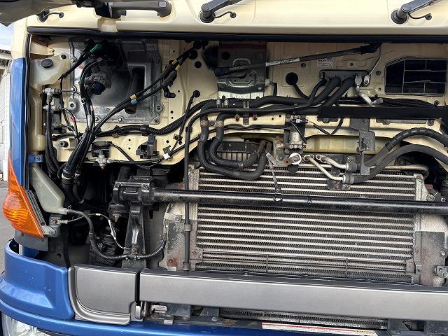 プロフィア トレーラーヘッド 第5輪荷重11.4t ハイルーフ 後輪エアサス 450馬力 リターダー付 AT(プロシフト)3ペダル 走行59.8万km アルミホイール バックモニター付(56枚目)