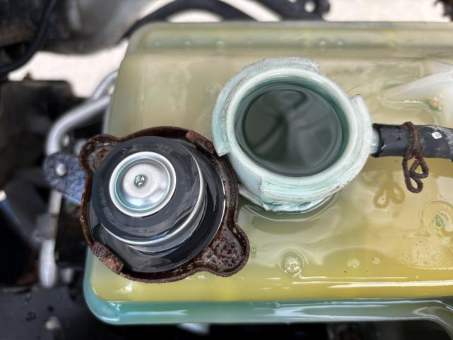 プロフィア トレーラーヘッド 第5輪荷重11.4t ハイルーフ 後輪エアサス 450馬力 リターダー付 AT(プロシフト)3ペダル 走行59.8万km アルミホイール バックモニター付(57枚目)