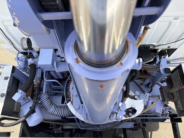 エルフトラック クレーン付平ボディ 上物タダノ製 4段ブーム ラジコン(無線) 2.6t吊り フックイン 荷台寸法371×180×38 標準ロングボディ 荷台床鉄板/板張り 積載2t アオリ5方開(38枚目)