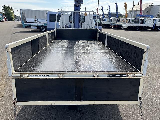 エルフトラック クレーン付平ボディ 上物タダノ製 4段ブーム ラジコン(無線) 2.6t吊り フックイン 荷台寸法371×180×38 標準ロングボディ 荷台床鉄板/板張り 積載2t アオリ5方開(48枚目)