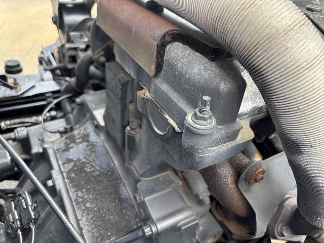 エルフトラック クレーン付平ボディ 上物タダノ製 4段ブーム ラジコン(無線) 2.6t吊り フックイン 荷台寸法371×180×38 標準ロングボディ 荷台床鉄板/板張り 積載2t アオリ5方開(67枚目)