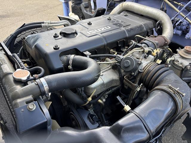 エルフトラック クレーン付平ボディ 上物タダノ製 4段ブーム ラジコン(無線) 2.6t吊り フックイン 荷台寸法371×180×38 標準ロングボディ 荷台床鉄板/板張り 積載2t アオリ5方開(70枚目)