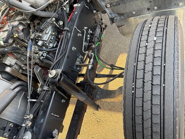 フォワード ローダーダンプ 上物花見台製 スライドボディ 荷台寸法400x208x24 荷台床鉄板張り 積載3t アオリ3方開 ロックピン付 シートキャリア付 ベットスペース有 燃焼不要♪ 6速ミッション(55枚目)