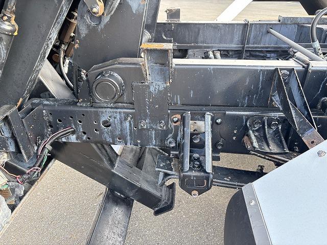 フォワード ローダーダンプ 上物花見台製 スライドボディ 荷台寸法400x208x24 荷台床鉄板張り 積載3t アオリ3方開 ロックピン付 シートキャリア付 ベットスペース有 燃焼不要♪ 6速ミッション(72枚目)