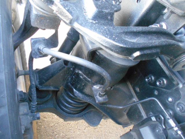 エルフトラック クレーン付き平ボディ 上物タダノ製 5段ブーム ラジコン(無線) フックイン 2.6t吊り リアジャッキ付 ワイドロングボディ 荷台寸法365x207x38 荷台床縞鉄板張り アルミブロック(50枚目)