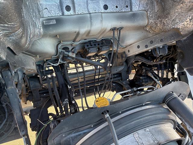 フォワード セーフティローダー 上物花見台製 スライドボディ(ラジコン) 荷台寸法504×220×21 荷台床鉄板張り 積載7.5t 増トン ウインチ付(ラジコン) 自動歩み 内フック アルミブロックアオリ(61枚目)