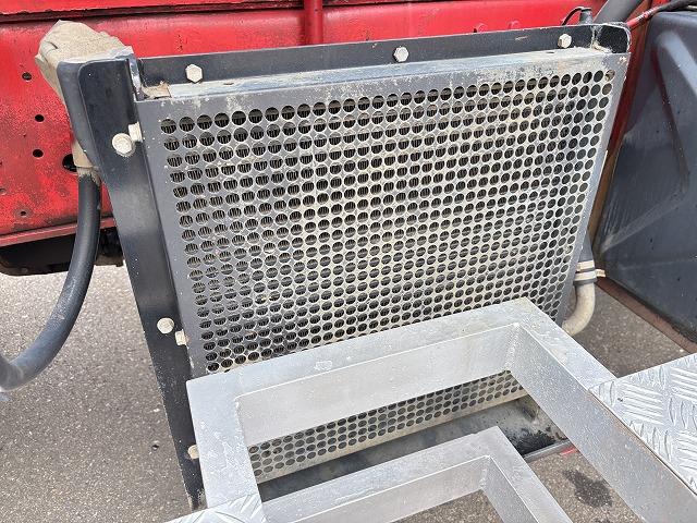 プロフィア ヒアブクレーン付スクラップ運搬車 上物ヒアブ製(166E3-CLX) 360度回転グラップル付 荷台寸820x239x133 鉄深箱 容量約26立米 積載10.3t 410馬力 2デフ 走行63万km(24枚目)