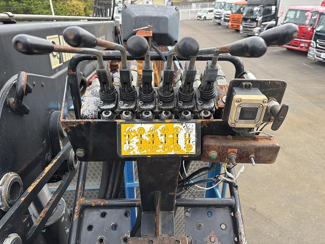 プロフィア ヒアブクレーン付スクラップ運搬車 上物ヒアブ製(166E3-CLX) 360度回転グラップル付 荷台寸820x239x133 鉄深箱 容量約26立米 積載10.3t 410馬力 2デフ 走行63万km(32枚目)