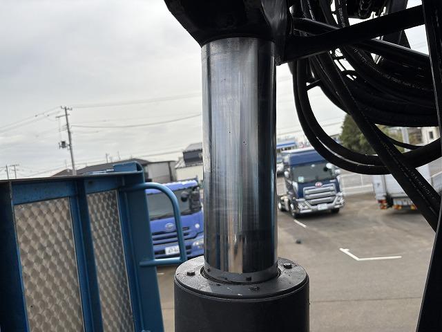 プロフィア ヒアブクレーン付スクラップ運搬車 上物ヒアブ製(166E3-CLX) 360度回転グラップル付 荷台寸820x239x133 鉄深箱 容量約26立米 積載10.3t 410馬力 2デフ 走行63万km(36枚目)