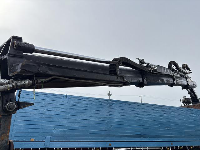 プロフィア ヒアブクレーン付スクラップ運搬車 上物ヒアブ製(166E3-CLX) 360度回転グラップル付 荷台寸820x239x133 鉄深箱 容量約26立米 積載10.3t 410馬力 2デフ 走行63万km(47枚目)