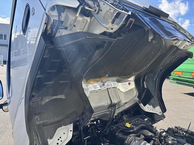 エルフトラック 移動販売車 積載1.6t 冷蔵ショーケース付 -20℃設定(-14℃まで確認済み) 商品棚付 給水蛇口付 5速ミッション 走行5.1万km 燃焼不要♪(52枚目)