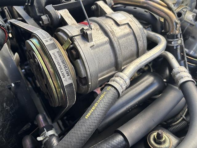 エルフトラック 移動販売車 積載1.6t 冷蔵ショーケース付 -20℃設定(-14℃まで確認済み) 商品棚付 給水蛇口付 5速ミッション 走行5.1万km 燃焼不要♪(57枚目)