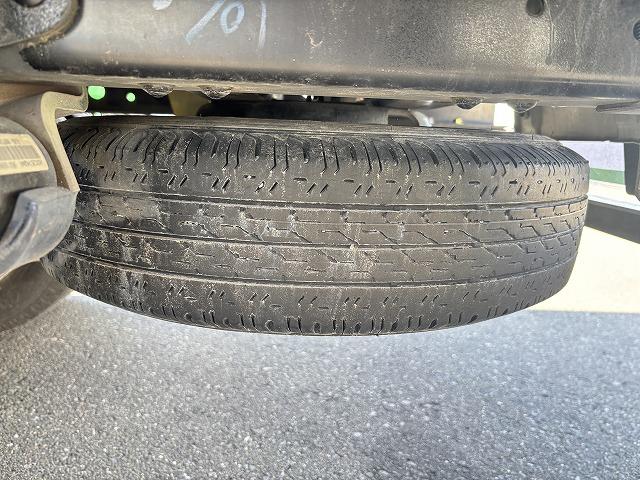 エルフトラック 移動販売車 積載1.6t 冷蔵ショーケース付 -20℃設定(-14℃まで確認済み) 商品棚付 給水蛇口付 5速ミッション 走行5.1万km 燃焼不要♪(63枚目)