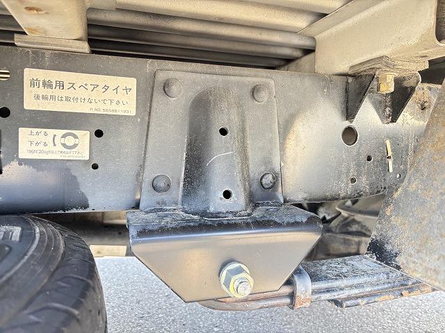 エルフトラック 移動販売車 積載1.6t 冷蔵ショーケース付 -20℃設定(-14℃まで確認済み) 商品棚付 給水蛇口付 5速ミッション 走行5.1万km 燃焼不要♪(71枚目)