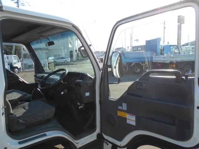 エルフトラック クレーン付き平ボディ 上物タダノ製 4段ブーム ラジコン(無線) フックイン 2.6t吊り ワイドロングボディ 荷台寸法362x193x38 荷台床木張り アオリ開閉サポート 走行6.6万km(10枚目)