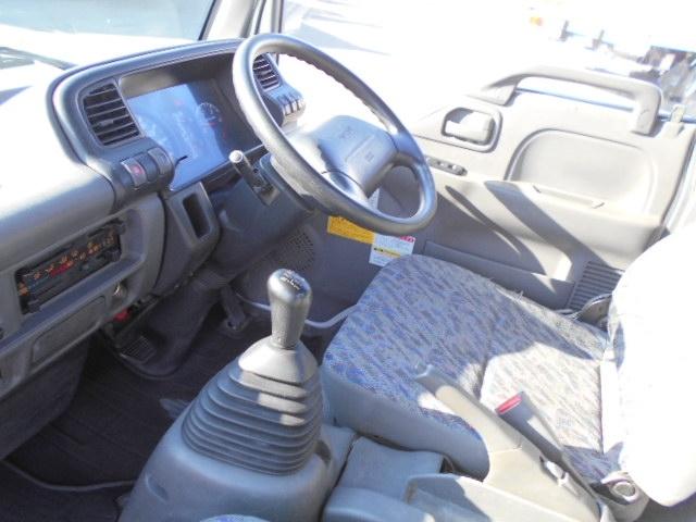 エルフトラック クレーン付き平ボディ 上物タダノ製 4段ブーム ラジコン(無線) フックイン 2.6t吊り ワイドロングボディ 荷台寸法362x193x38 荷台床木張り アオリ開閉サポート 走行6.6万km(16枚目)