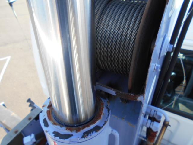 エルフトラック クレーン付き平ボディ 上物タダノ製 4段ブーム ラジコン(無線) フックイン 2.6t吊り ワイドロングボディ 荷台寸法362x193x38 荷台床木張り アオリ開閉サポート 走行6.6万km(18枚目)