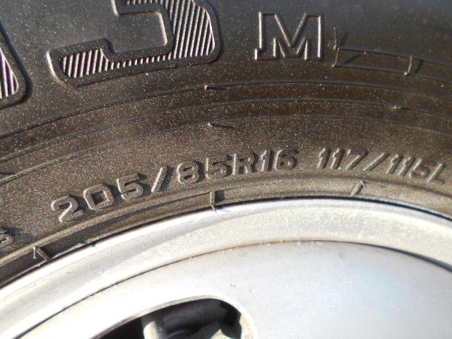 エルフトラック クレーン付き平ボディ 上物タダノ製 4段ブーム ラジコン(無線) フックイン 2.6t吊り ワイドロングボディ 荷台寸法362x193x38 荷台床木張り アオリ開閉サポート 走行6.6万km(47枚目)