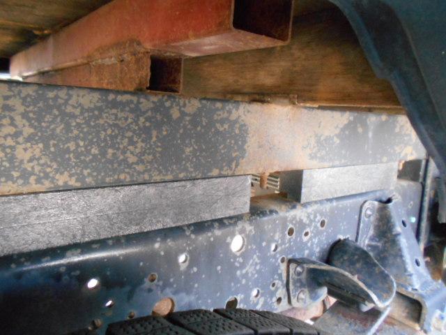 エルフトラック クレーン付き平ボディ 上物タダノ製 4段ブーム ラジコン(無線) フックイン 2.6t吊り ワイドロングボディ 荷台寸法362x193x38 荷台床木張り アオリ開閉サポート 走行6.6万km(53枚目)