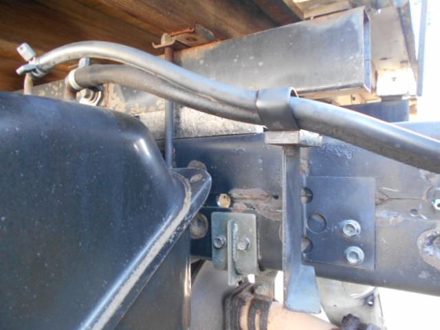 エルフトラック クレーン付き平ボディ 上物タダノ製 4段ブーム ラジコン(無線) フックイン 2.6t吊り ワイドロングボディ 荷台寸法362x193x38 荷台床木張り アオリ開閉サポート 走行6.6万km(61枚目)