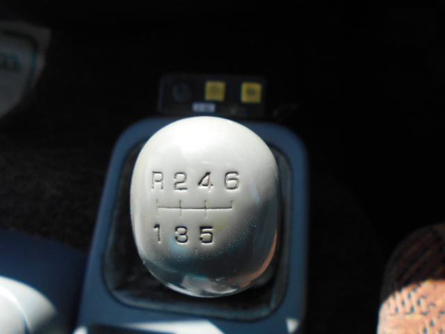 ファイター ダンプ 上物新明和製 増トン車 積載:7.2t 荷台寸法:340×215×64 電動コボレーン付 ベッド付 走行:21.1万km 6速ミッション(22枚目)