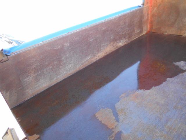 ファイター ダンプ 上物新明和製 増トン車 積載:7.2t 荷台寸法:340×215×64 電動コボレーン付 ベッド付 走行:21.1万km 6速ミッション(27枚目)