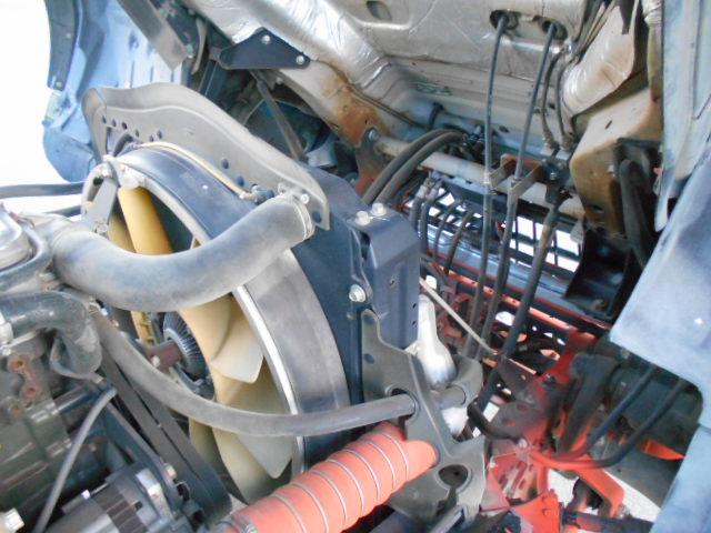 ファイター ダンプ 上物新明和製 増トン車 積載:7.2t 荷台寸法:340×215×64 電動コボレーン付 ベッド付 走行:21.1万km 6速ミッション(45枚目)