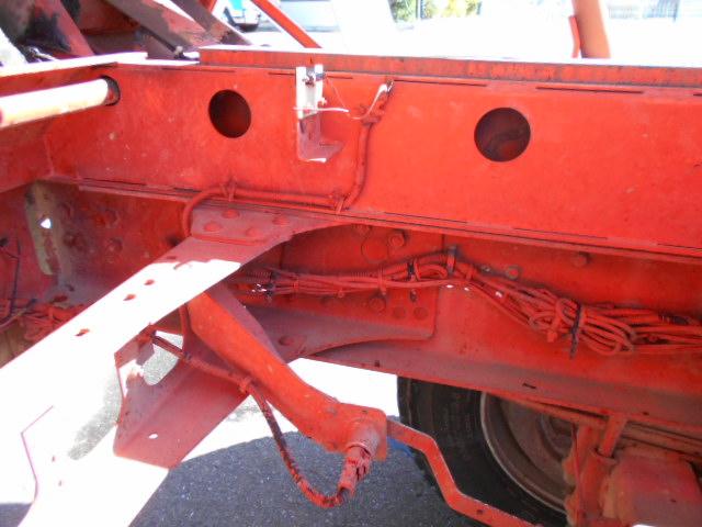 ファイター ダンプ 上物新明和製 増トン車 積載:7.2t 荷台寸法:340×215×64 電動コボレーン付 ベッド付 走行:21.1万km 6速ミッション(52枚目)