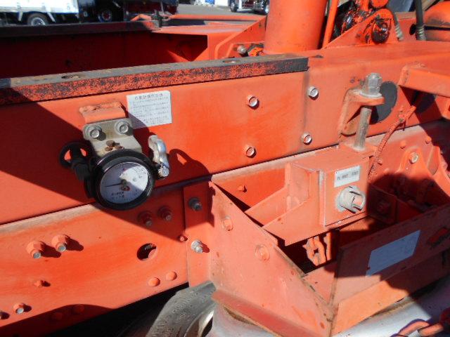 ファイター ダンプ 上物新明和製 増トン車 積載:7.2t 荷台寸法:340×215×64 電動コボレーン付 ベッド付 走行:21.1万km 6速ミッション(58枚目)