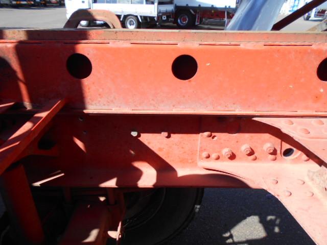 ファイター ダンプ 上物新明和製 増トン車 積載:7.2t 荷台寸法:340×215×64 電動コボレーン付 ベッド付 走行:21.1万km 6速ミッション(62枚目)