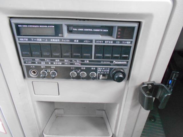 リエッセ マイクロバス 29人乗り スーパーツーリング モケットシート リクライニング機能 自動スライドドア ニーリング機能 ボトルクーラー有 総輪エアサス バックモニター ATシフト リアエンジン(21枚目)