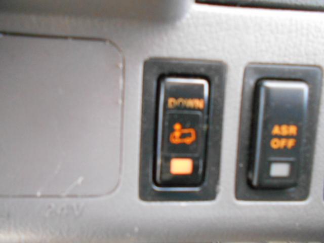 リエッセ マイクロバス 29人乗り スーパーツーリング モケットシート リクライニング機能 自動スライドドア ニーリング機能 ボトルクーラー有 総輪エアサス バックモニター ATシフト リアエンジン(30枚目)