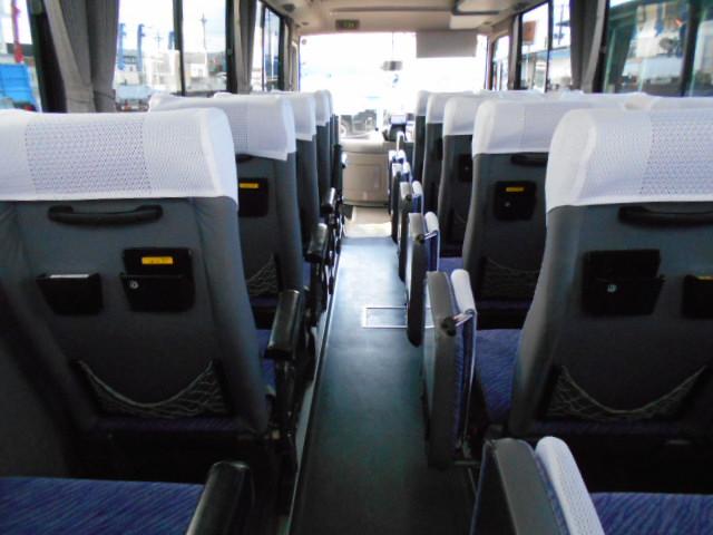 リエッセ マイクロバス 29人乗り スーパーツーリング モケットシート リクライニング機能 自動スライドドア ニーリング機能 ボトルクーラー有 総輪エアサス バックモニター ATシフト リアエンジン(32枚目)