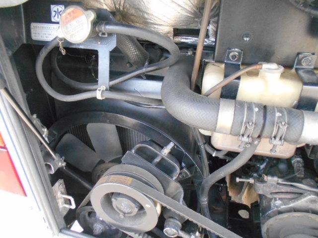 リエッセ マイクロバス 29人乗り スーパーツーリング モケットシート リクライニング機能 自動スライドドア ニーリング機能 ボトルクーラー有 総輪エアサス バックモニター ATシフト リアエンジン(45枚目)