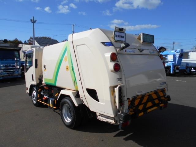 エルフトラック 塵芥車/巻込み式パッカー 上物極東製 容量4.4立米 連続スイッチ 汚水タンク 走行15.7万km 6速ミッション(7枚目)