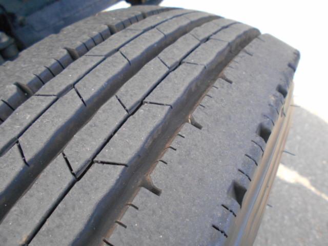 エルフトラック 塵芥車/巻込み式パッカー 上物極東製 容量4.4立米 連続スイッチ 汚水タンク 走行15.7万km 6速ミッション(41枚目)