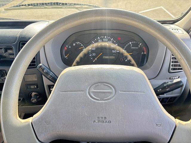 デュトロ 　高所作業車　上物アイチ製　上物型式ＳＫ１７Ａ　地上高１７．１ｍ　Ｈ型ジャッキ　鉄バケット　首振りバケット　アワーメーター２２５７ｈ　走行２．６万ｋｍ　５速ミッション（20枚目）