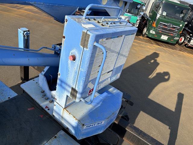 デュトロ 　高所作業車　上物アイチ製　上物型式ＳＫ１７Ａ　地上高１７．１ｍ　Ｈ型ジャッキ　鉄バケット　首振りバケット　アワーメーター２２５７ｈ　走行２．６万ｋｍ　５速ミッション（37枚目）