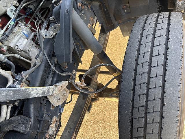 デュトロ 　高所作業車　上物アイチ製　上物型式ＳＫ１７Ａ　地上高１７．１ｍ　Ｈ型ジャッキ　鉄バケット　首振りバケット　アワーメーター２２５７ｈ　走行２．６万ｋｍ　５速ミッション（74枚目）