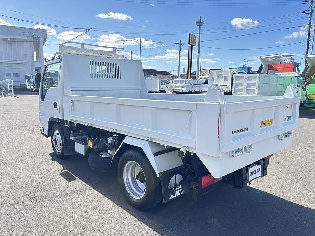 エルフトラック ローダーダンプ 上物花見台製 積載3t 荷台寸法306×160×36 荷台床鉄板張り アオリ3方開 シートキャリア付 150馬力 6速ミッション 走行8.6万km(5枚目)