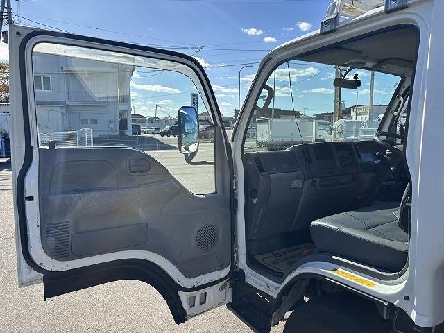 エルフトラック ローダーダンプ 上物花見台製 積載3t 荷台寸法306×160×36 荷台床鉄板張り アオリ3方開 シートキャリア付 150馬力 6速ミッション 走行8.6万km(24枚目)