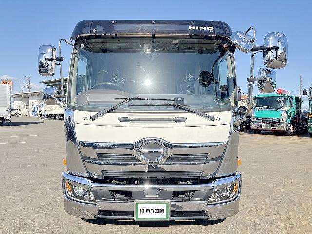 ヒノレンジャー 　クレーン付アルミブロック平　上物タダノ製　４段ブーム　ラジコン（無線）　フックイン　２．９ｔ吊り　角足＆差し違いアウトリガー　荷台寸法５５０ｘ２２１ｘ４０　荷台床板張り　積載２ｔ　引き出しフック８対（2枚目）