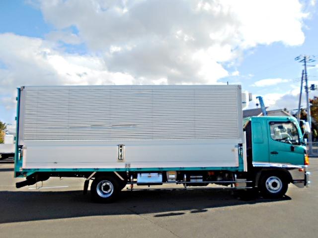 ヒノレンジャー 　冷蔵冷凍ウイング　上物東プレ製　－３０℃設定　積載２．３ｔ　ワイドボディ　荷台寸法６２２×２３８×２２０　荷台床アルミ縞板　ラッシングレール２段　内フック５対　アオリ開閉サポート　走行６６万ｋｍ（4枚目）
