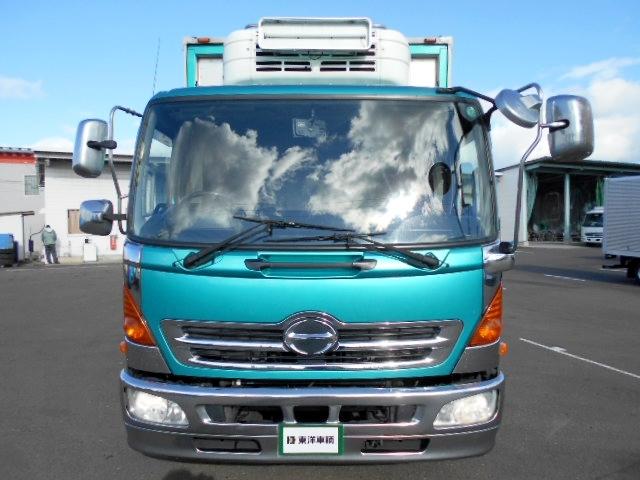 ヒノレンジャー 　冷蔵冷凍ウイング　上物東プレ製　－３０℃設定　積載２．３ｔ　ワイドボディ　荷台寸法６２２×２３８×２２０　荷台床アルミ縞板　ラッシングレール２段　内フック５対　アオリ開閉サポート　走行６６万ｋｍ（8枚目）