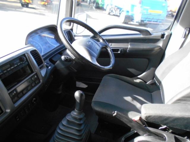 ヒノレンジャー 　冷蔵冷凍ウイング　上物東プレ製　－３０℃設定　積載２．３ｔ　ワイドボディ　荷台寸法６２２×２３８×２２０　荷台床アルミ縞板　ラッシングレール２段　内フック５対　アオリ開閉サポート　走行６６万ｋｍ（13枚目）