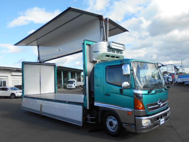 ヒノレンジャー 　冷蔵冷凍ウイング　上物東プレ製　－３０℃設定　積載２．３ｔ　ワイドボディ　荷台寸法６２２×２３８×２２０　荷台床アルミ縞板　ラッシングレール２段　内フック５対　アオリ開閉サポート　走行６６万ｋｍ（28枚目）